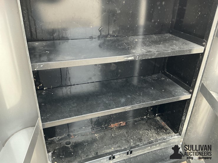 craftsman-tool-cabinets-image-13