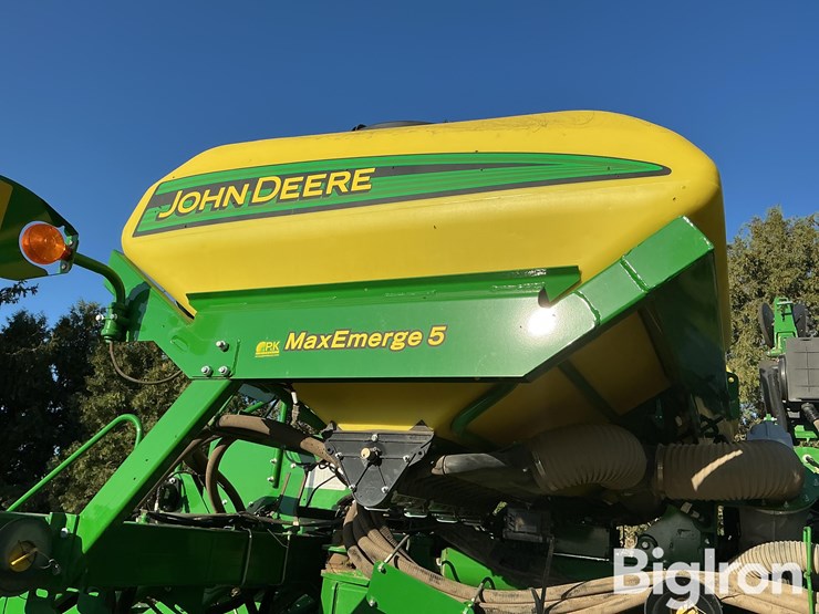 2018-john-deere-1795-image-16
