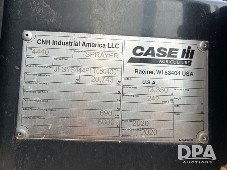 2020-case-ih-patriot-4440-image-75
