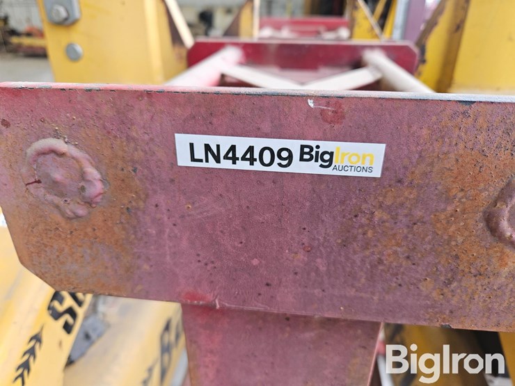 buffalo-scout-i-&-ii-guidance-systems-on-steel-holding-rack-image-17