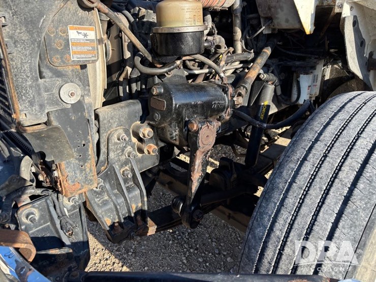 2013-unit-70-image-33