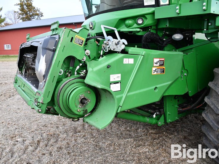 2014-john-deere-s660-image-11