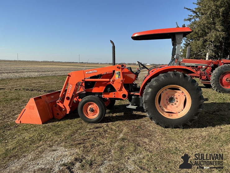 2012-kubota-m7040f-image-8