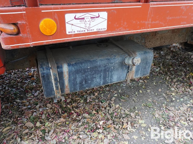 1974-dodge-d600-image-10