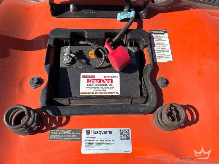 husqvarna-46in-riding-mower-image-10