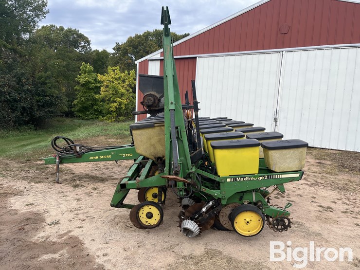 john-deere-7200-image-8