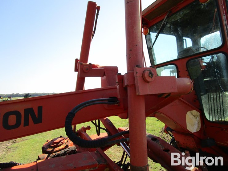 1981-galion-830-image-14