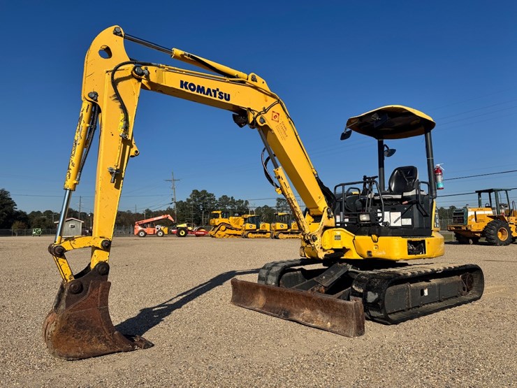2015-komatsu-pc45mr-image-2