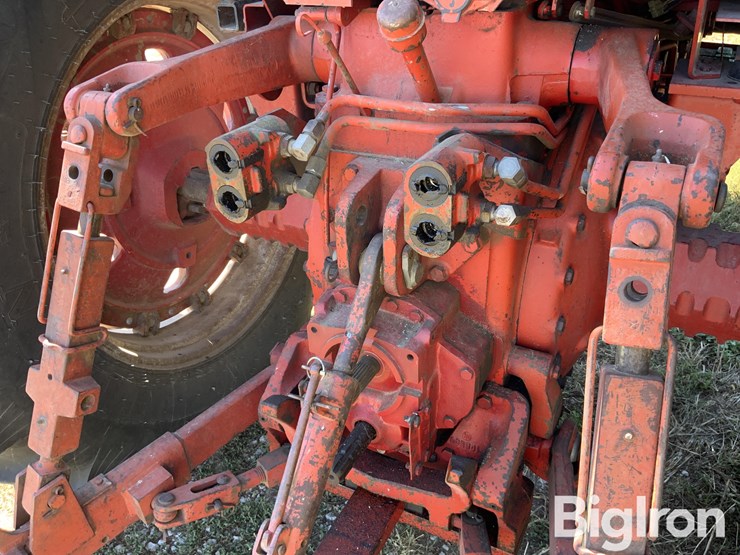 1977-international-1086-image-10