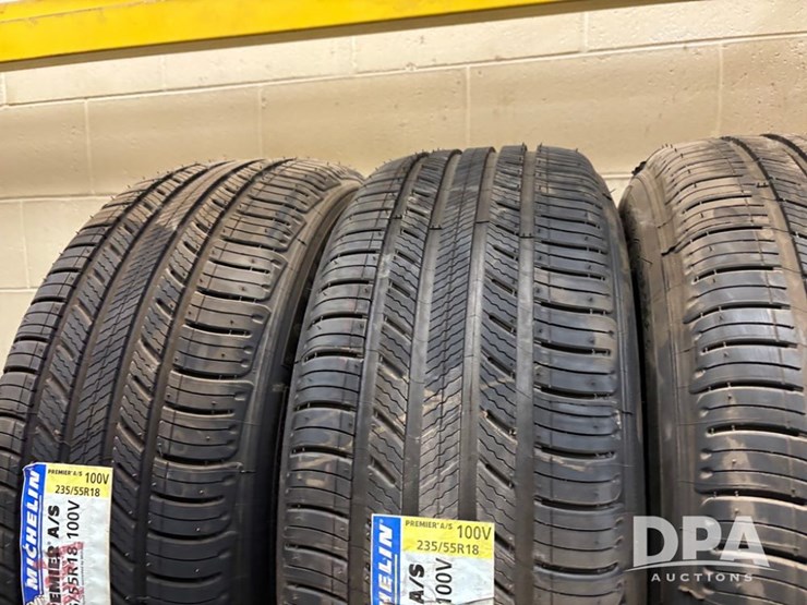 new-michelin-tires-(dr12568)-image-4