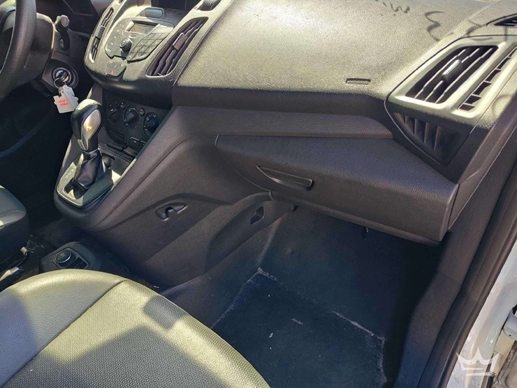 2015-ford-transit-connect-image-33