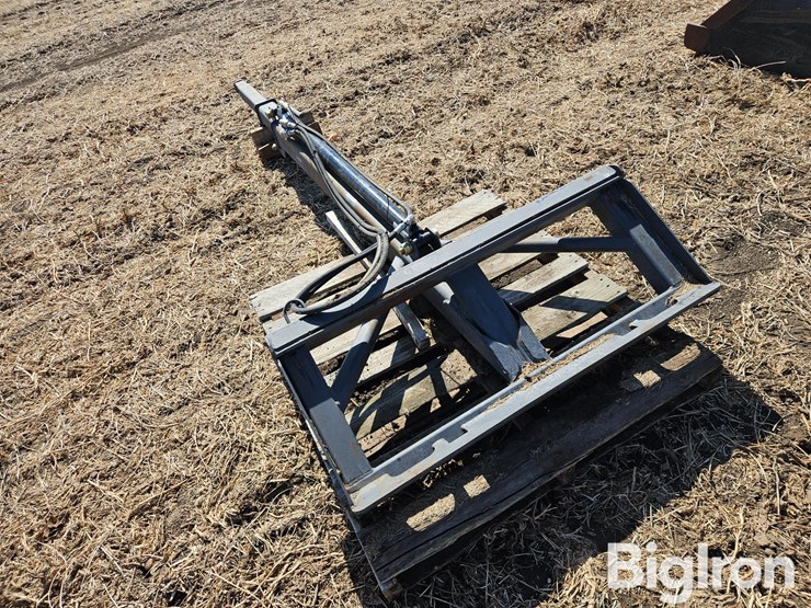 hydraulic-jib-crane-skid-steer-attachment-image-7
