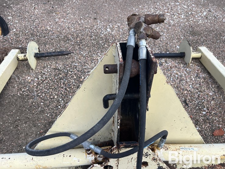 vermeer-3-pt-bale-unroller-image-13