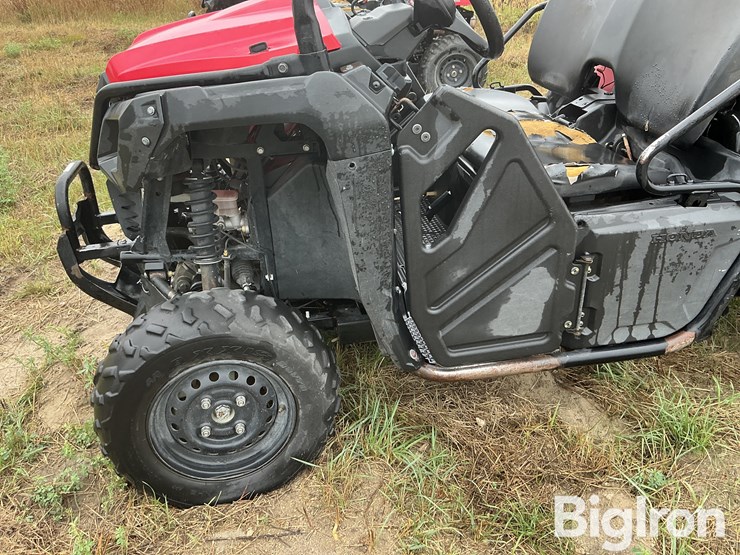 2015-pioneer-4x4-image-13