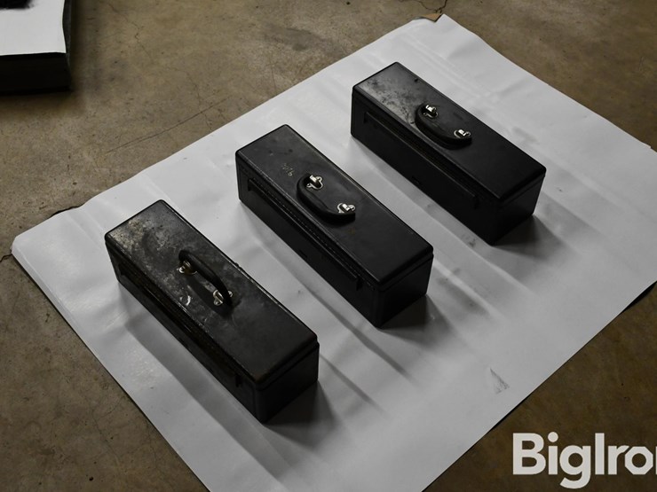 john-deere-tool-boxes-image-5