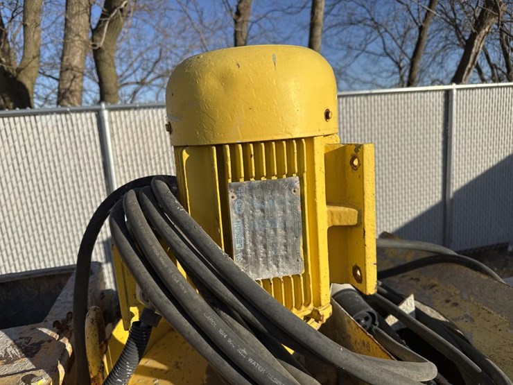 #3289-•-hany-mixer-image-12