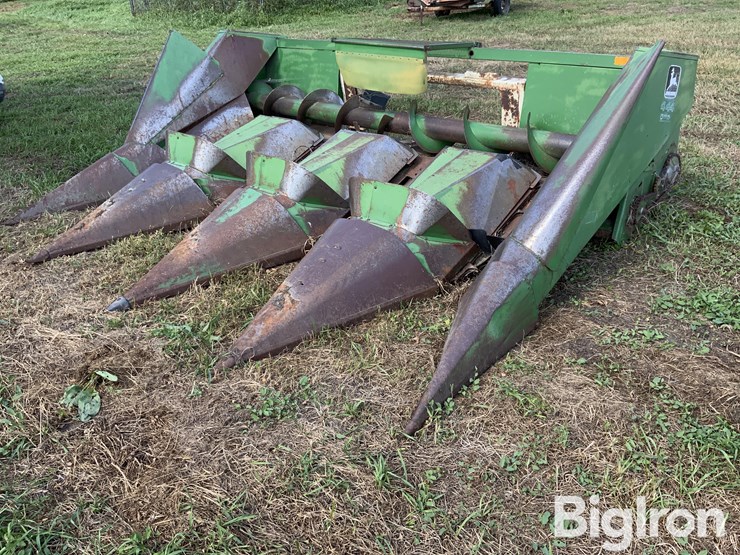 john-deere-444-image-1