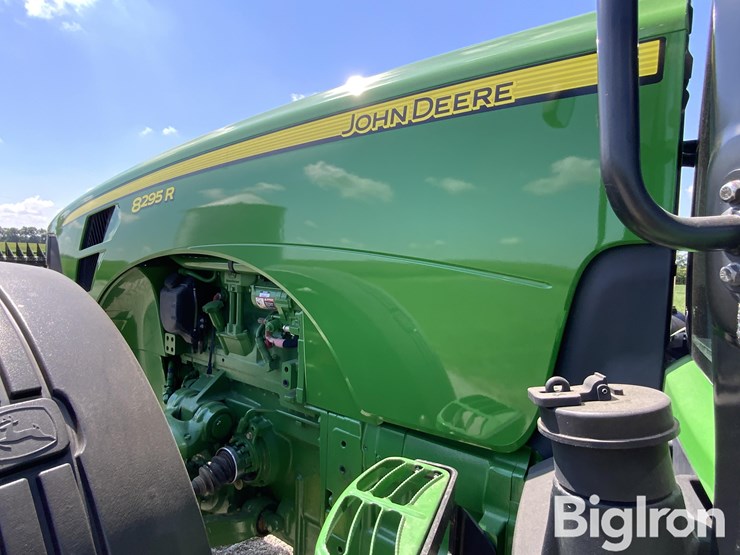 2010-john-deere-8295r-image-15