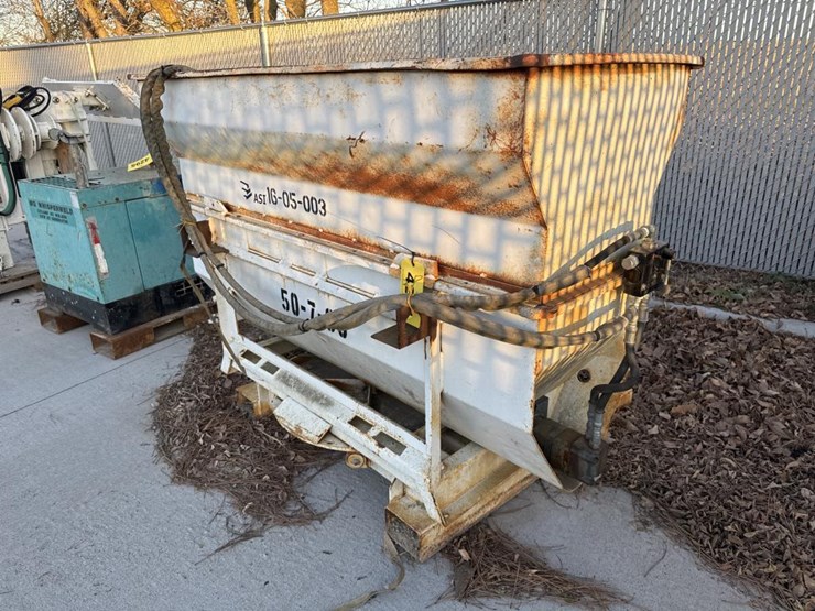 #4294-•-68“-hydraulic-skid-steer-mixer-attachment-image-7