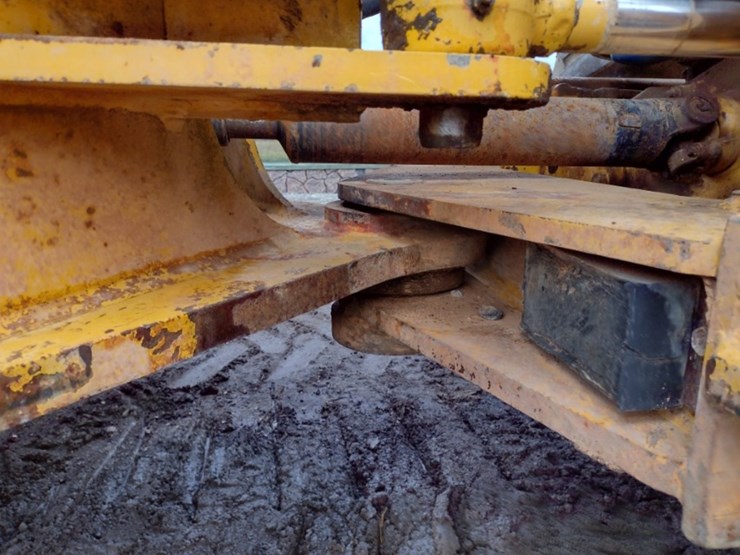 2003-deere-tc54h-image-26