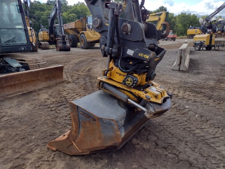 hyundai-hx140al-image-27