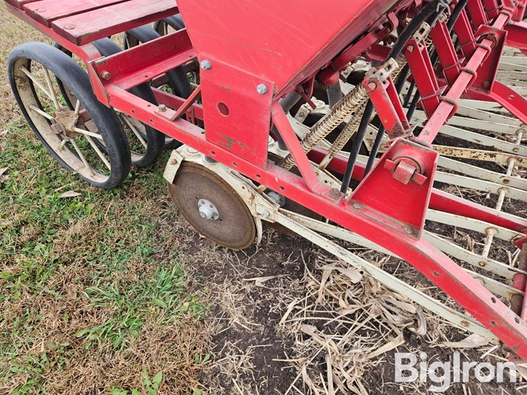 international-100-image-13