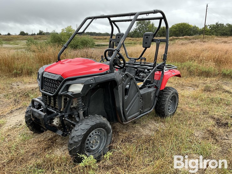 2015-pioneer-4x4-image-1