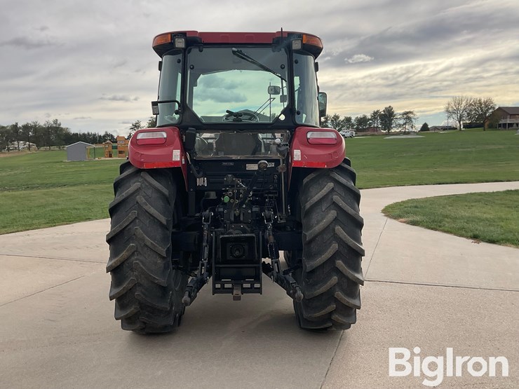 2013-case-ih-farmall-105c-image-6