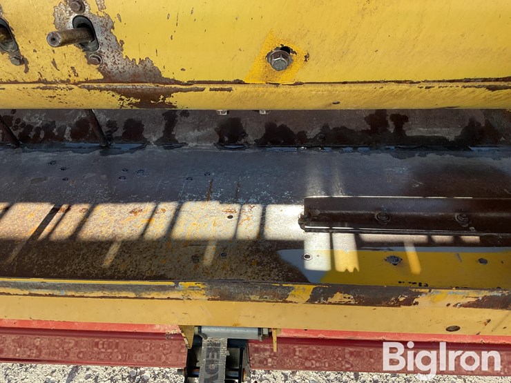 2011-new-holland-740cf-35-image-13