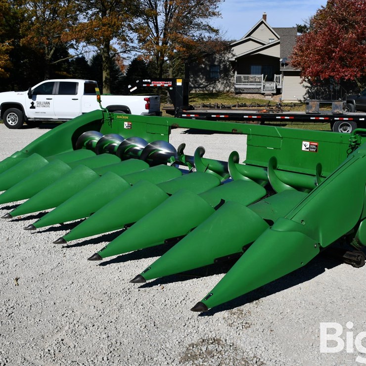 2010 JOHN DEERE 2010