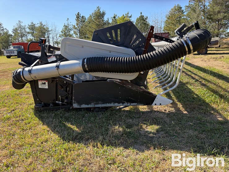 2001-gleaner-800-image-5