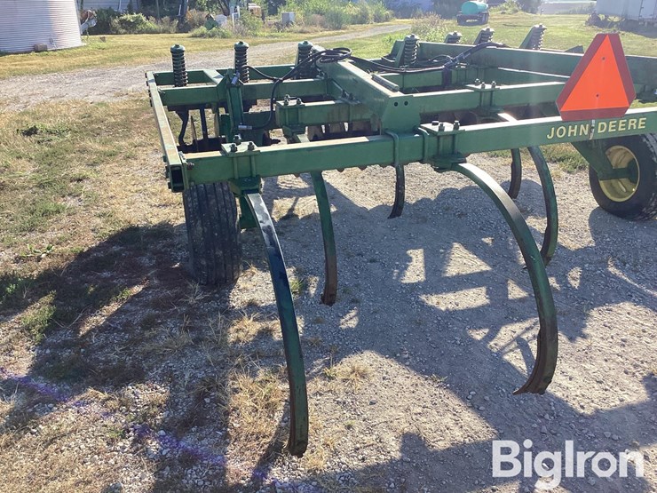 1985-john-deere-712-image-17