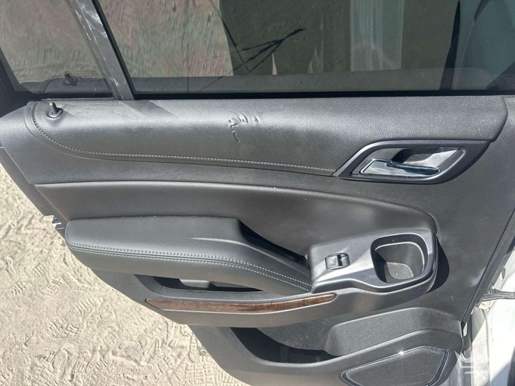 2018-chevrolet-tahoe-image-20