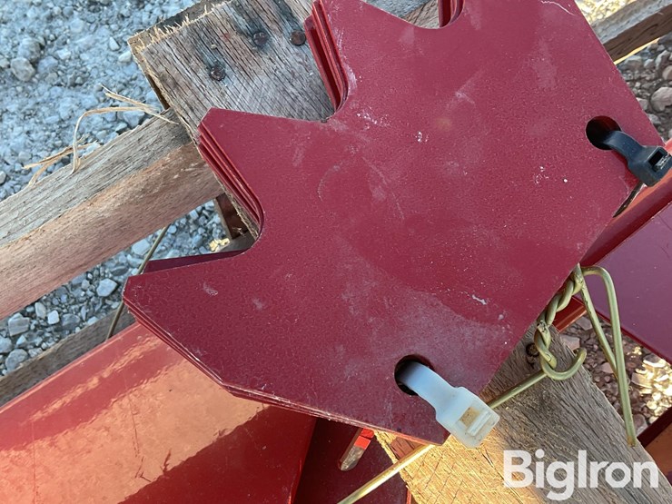 new-holland-519-image-9