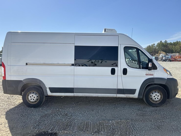 2016-ram-promaster-3500-image-6