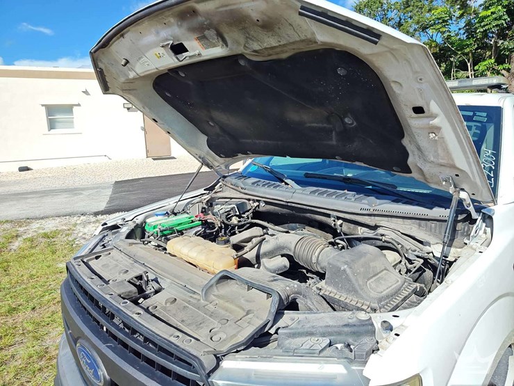 2018-ford-f150-image-31