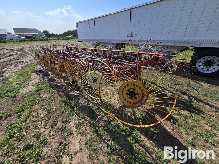 h&s-bi-fold-rake-image-7