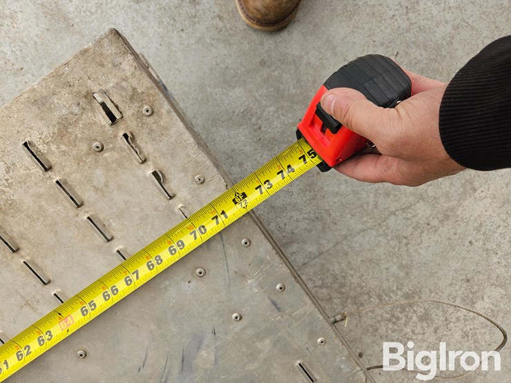 (2)-sets-of-folding-aluminum-ramps-image-14