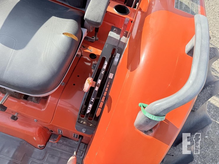 2005-kubota-l4330hst-image-22