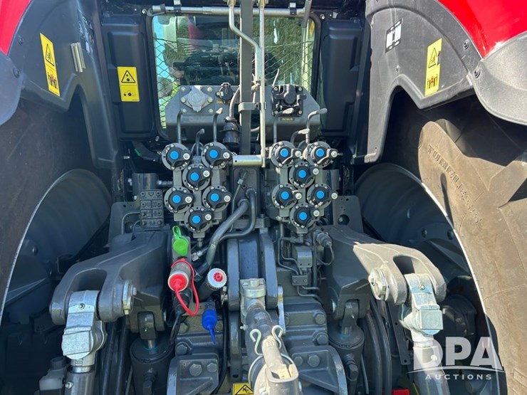 2022-massey-ferguson-8735s-image-22