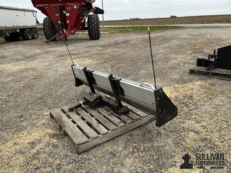 snow-sport-hd-utility-7’-snow-plow-image-5