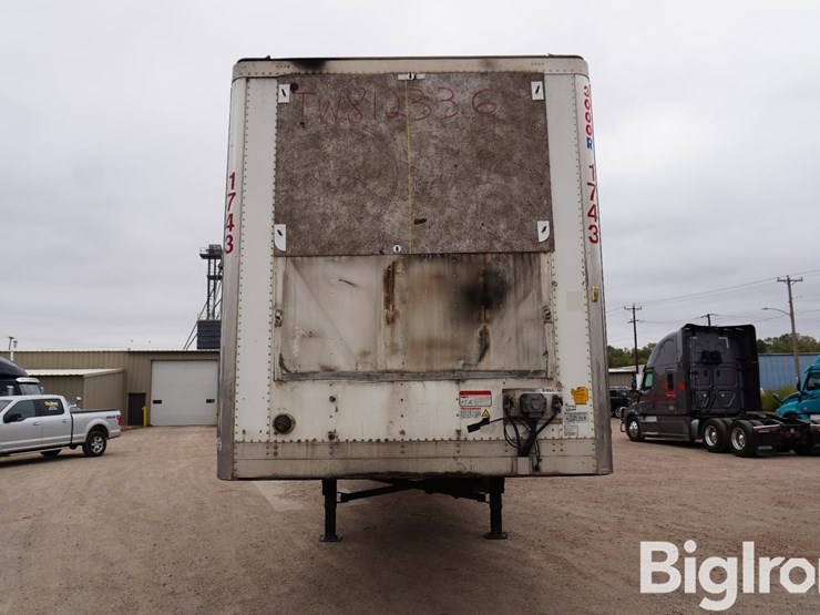 2016-utility-53'-image-2