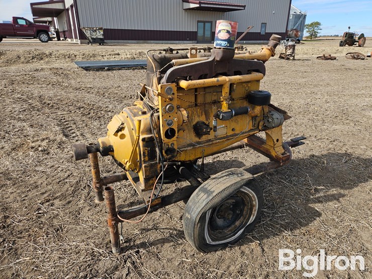 minneapolis-moline-425-a-6-cyl.-power-unit-image-1