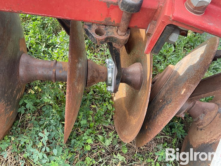 case-ih-3950-image-14