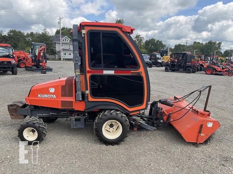 2007-kubota-f3680-image-6