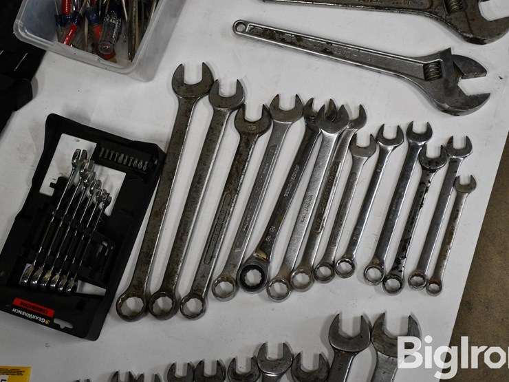 pallet-of-farm-support-image-10