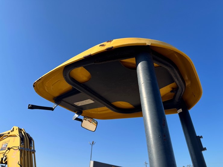 2014-komatsu-pc45-image-23