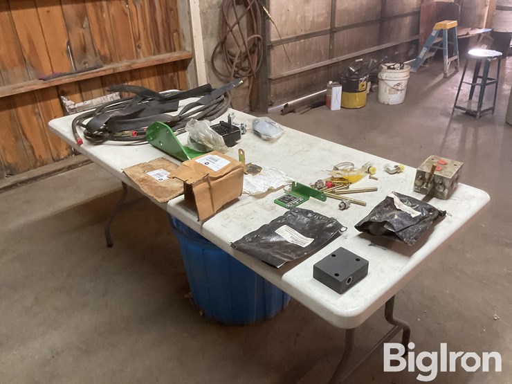 john-deere-b-image-5