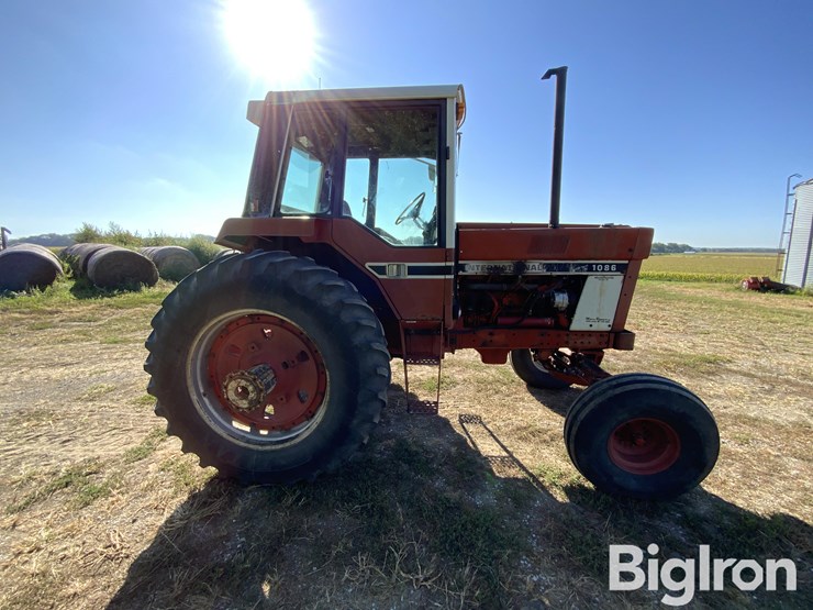 1978-international-1086-image-4