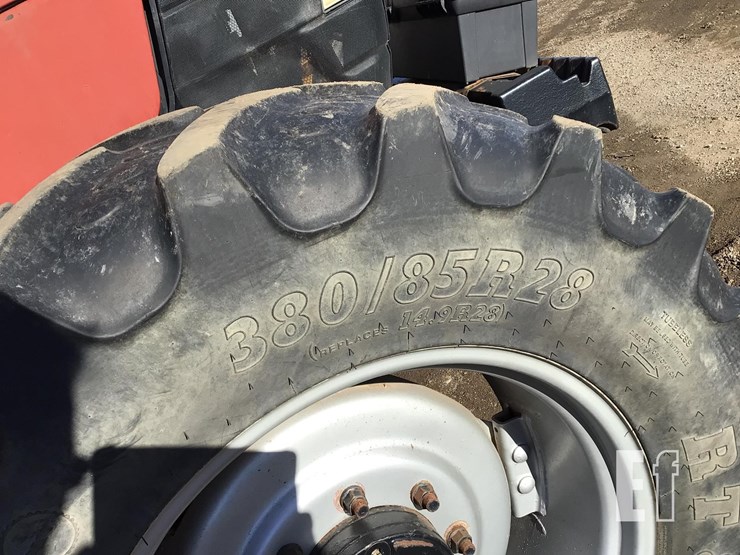 case-ih-mx135-image-24